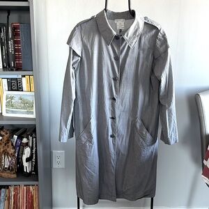 Agnes B Paris. Rain Coat in water-repellent  fabric is perfect for light rain.